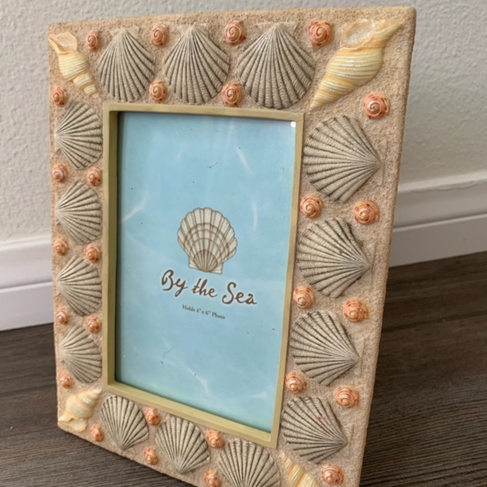 Shell-Embellished Photo Frame
